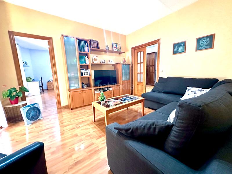 Foto 16feb550-7bae-4f48-8c77-d09060167ce4. Appartamento in carrer de cervantes 1 in Gòtic Barcelona