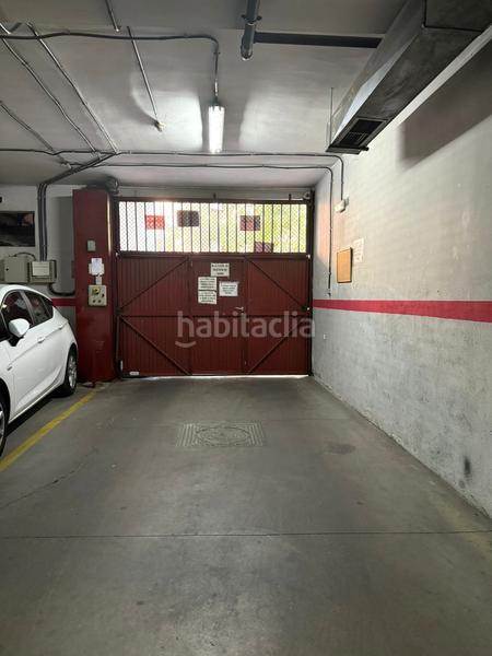 Foto 0894d5cd-5d2f-49e5-a70a-ed659b5043a0. Parking coche en San Isidro Madrid
