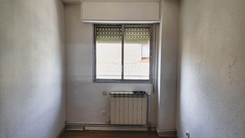 Foto cb3338c9-5b79-40b9-b556-f38356b90a52. Piso en Centro Valdemoro