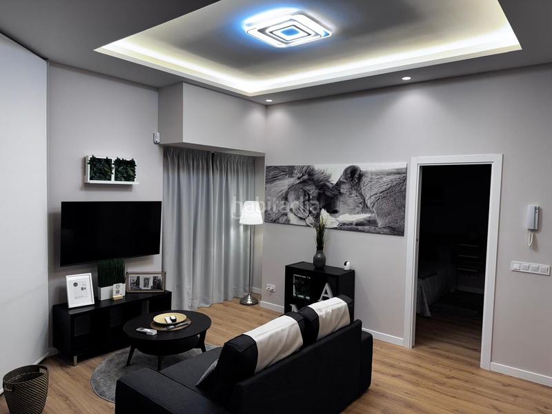 Foto ecd3e671-d6d1-4d4a-9f65-af0ff02d8743. Piso en Palos de Moguer Madrid