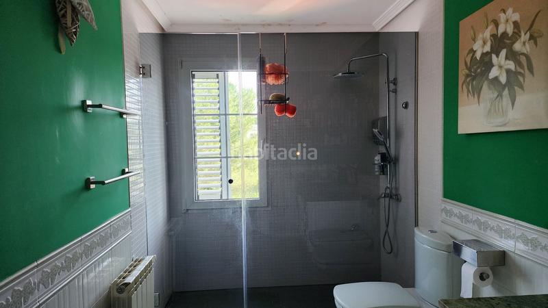 Foto ac1c1a23-f5eb-4e58-bde4-e37f30f06c7a. Casa con riscaldamento in El Bosque Villaviciosa de Odón
