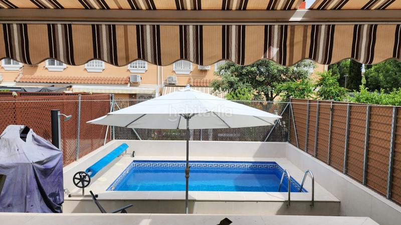 Foto 4b863b71-7a34-4cb6-8ea3-aa841e271816. Reihenhaus mit heizung pool in Getafe norte Getafe