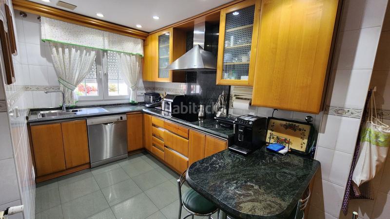 Foto 3553f8c3-81d8-48c0-a7b6-e2c8fbeec463. Semi detached house with heating pool in Getafe norte Getafe