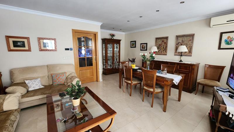 Foto 8eef0a20-4e12-497b-b77e-27cb7121be04. Semi detached house with heating pool in Getafe norte Getafe