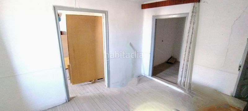 Foto 4c3eada5-a17e-4dd1-a787-c09ff82948b0. Masia amb calefacció a Casavieja
