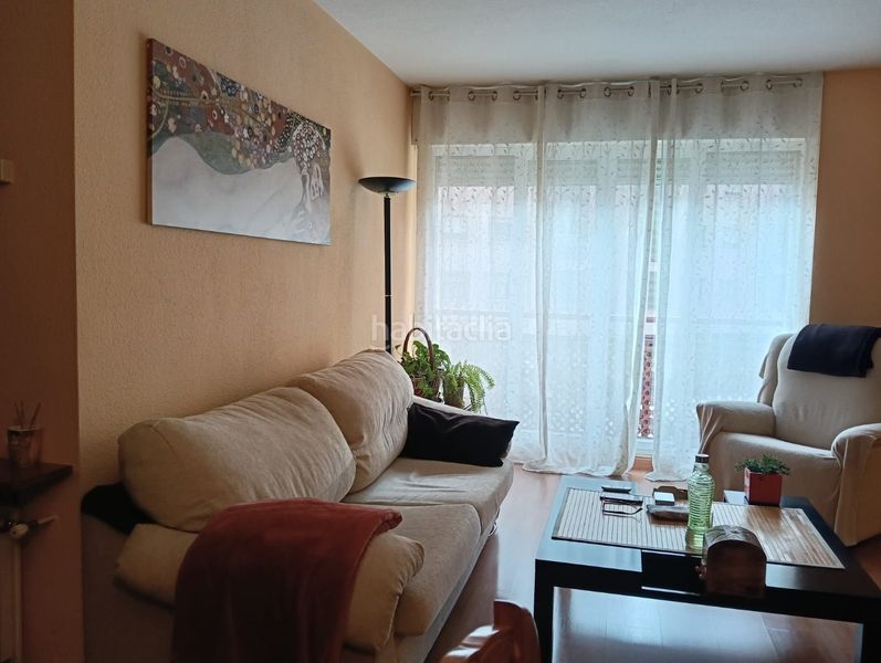 Foto 38f1a043-4b8f-48a9-8ad5-7b44a46a0b3c. Flat with heating in Legazpi Madrid