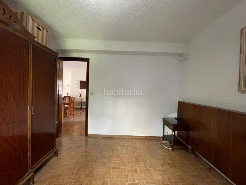 Foto 4c098cbd-7dcb-4ba0-99e2-bbc76c66b61a. Flat with heating in Zofío Madrid