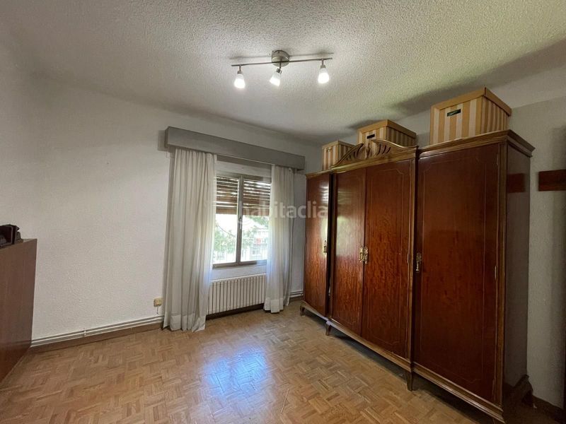 Foto 26bc8c3a-2764-480f-8317-ad083f29b8af. Piso en Zofío Madrid