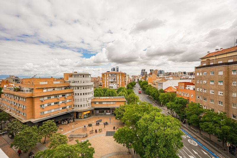 Foto e7e031c5-e693-4d20-af99-46cb1deff8e1. Pis amb calefacció a Berruguete Madrid