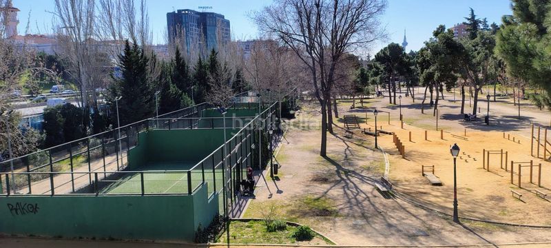 Foto f0f5f399-a87e-4e48-afcd-ef401caf2346. Pis amb calefacció piscina a San Pascual Madrid