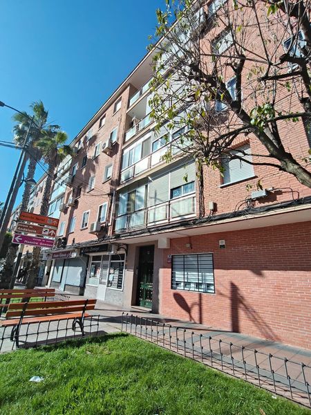 Foto 0f696267-3e87-4012-b172-af8df92f5353. Flat with heating in Juan de la Cierva Getafe