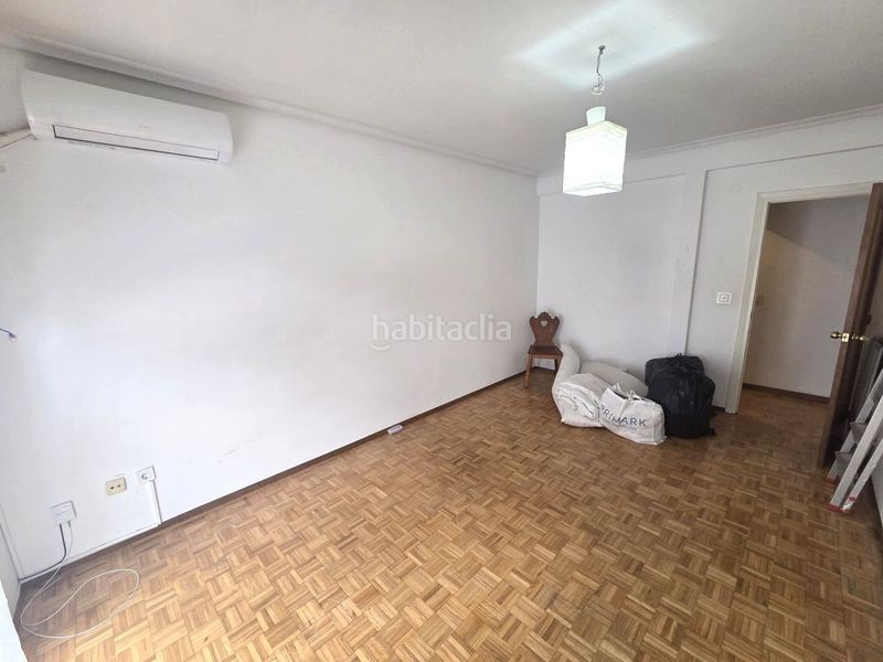 Foto b46a5fc7-d3d6-40f0-8d07-ed4b1e6c469c. Flat with heating in Bellas Vistas Madrid