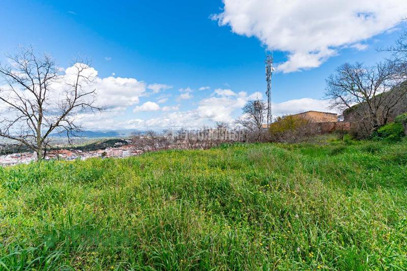 Foto edbb9f62-3a98-4149-a391-47fa9af19e61. Terreny residencial a Coín