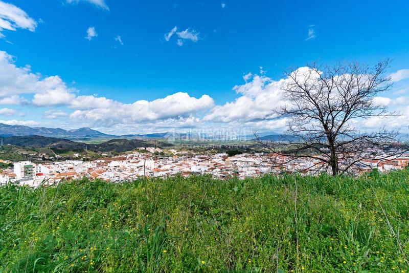 Foto ffe671f3-d8fc-44ae-ae6b-fd173f76a235. Terreny residencial a Coín