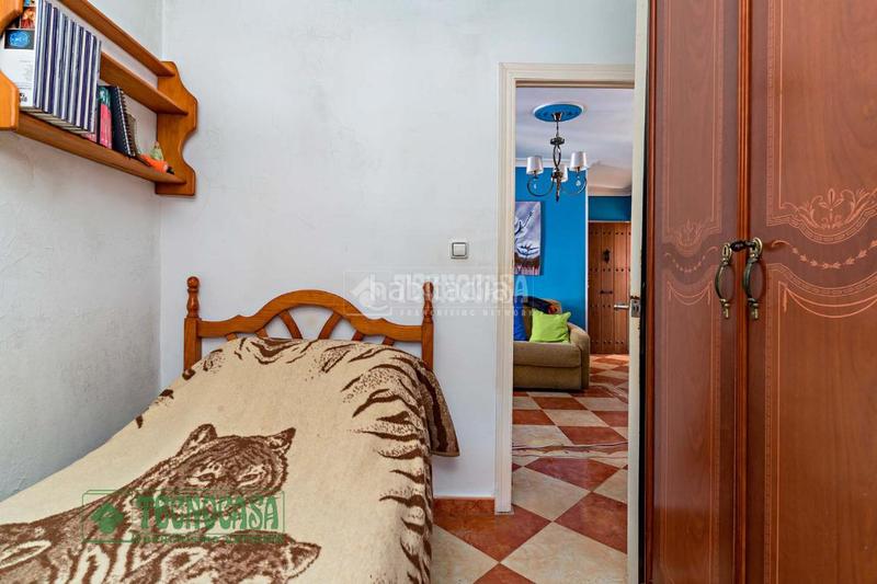 Foto c4ed8921-98ef-4404-b2e0-748650775e4a. Piso  en venta en Coín