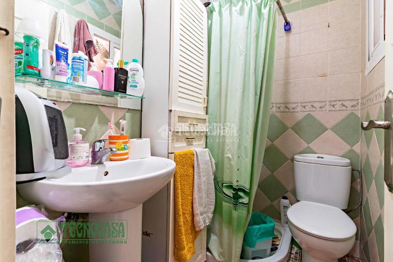 Foto d750657b-cd04-495f-8325-712b9cf58703. Piso  en venta en Coín