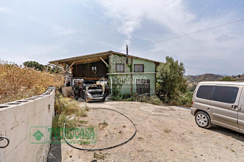 Foto 067d0773-e558-4e21-8d5d-7a242fab9c3f. Masía casa rural en venta en Coín