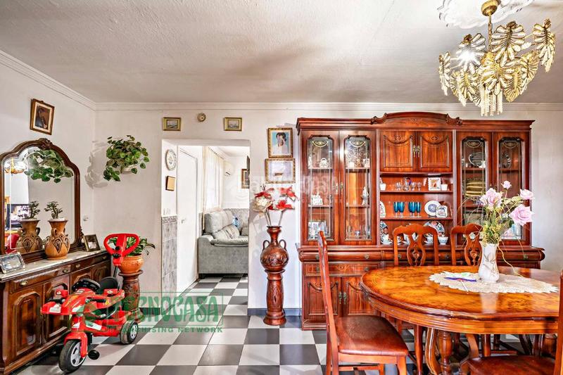 Foto 016ecbce-d05f-40e1-b3cb-025d322ad47c. Maison jumelée dans Coín