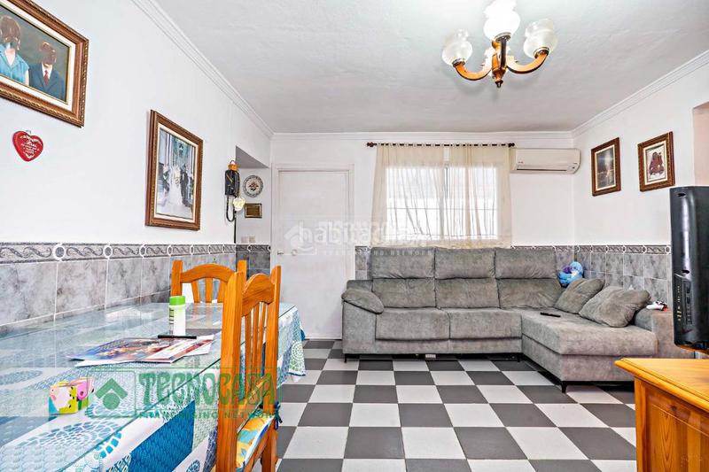 Foto 1d920b66-f225-4bb8-b403-6cb2a44936d7. Maison jumelée dans Coín