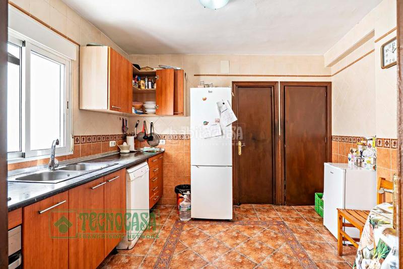 Foto c2d20650-cfbb-43eb-b0fd-ab8310bf55d0. Casa  en venta en Coín