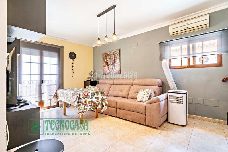 Foto da98e3cd-6435-45ea-93e4-14d86e33b597. Casa  en venta en Coín