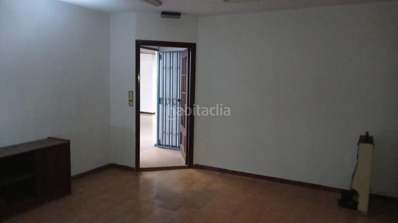 Foto a41daf97-842c-41e9-a083-89c7c4d66ca9. Business premise in San Pablo Zaragoza