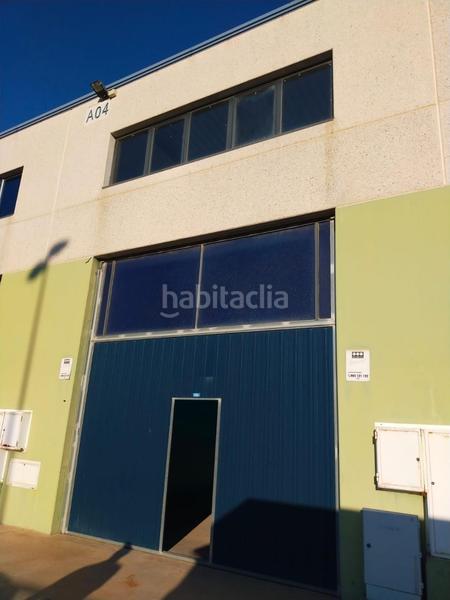 Foto 699c61f8-90a6-4b45-9b7f-fe6feb280877. Bâtiment à usage industriel dans Cartuja Baja Zaragoza