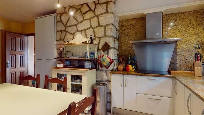 Foto 1990f773-ee70-4557-afee-27fd36ae4057. Chalet en Muela (La)