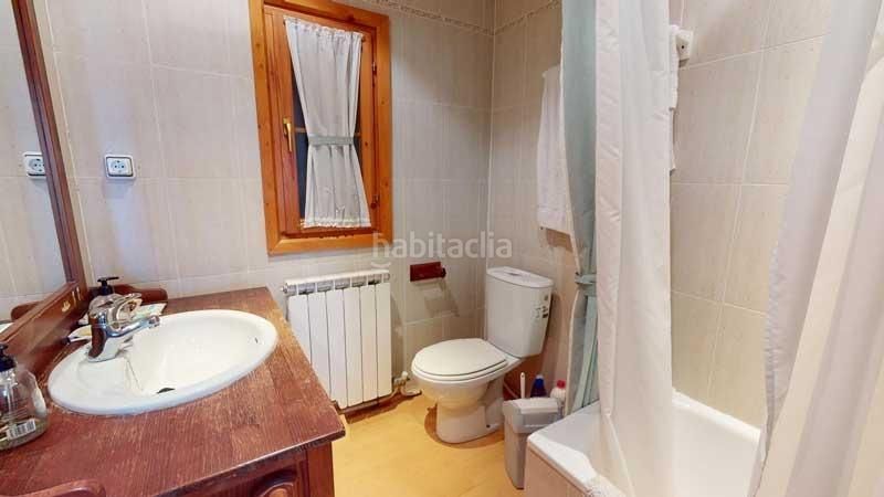 Foto fdbab4d8-55c9-42a1-8916-a54c30ea5693. Chalet en Muela (La)