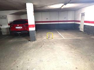 Aparcament cotxe  Calle santa maria