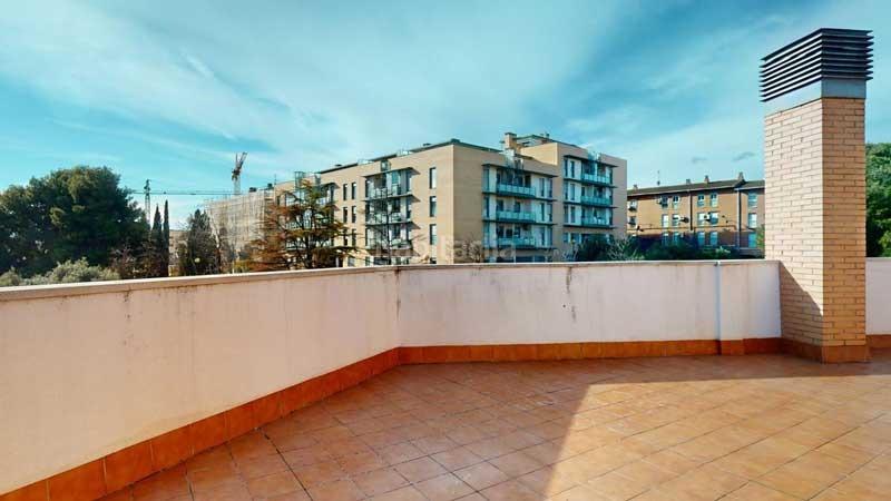 Foto fe3bbedf-e36c-478e-81b5-146448ba0009. Appartement avec chauffage parking dans Valdefierro Zaragoza
