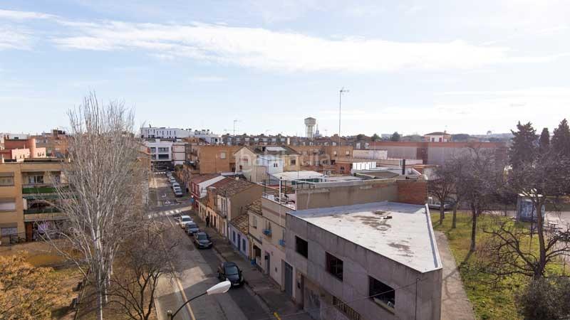 Foto 4f6a8e50-1ac9-48ee-a7a1-922fc47b7d30. Piso en Valdefierro Zaragoza