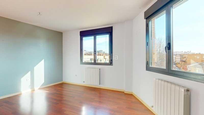 Foto afdb6daa-6d09-4d48-b4a1-f35ec896000b. Piso en Valdefierro Zaragoza