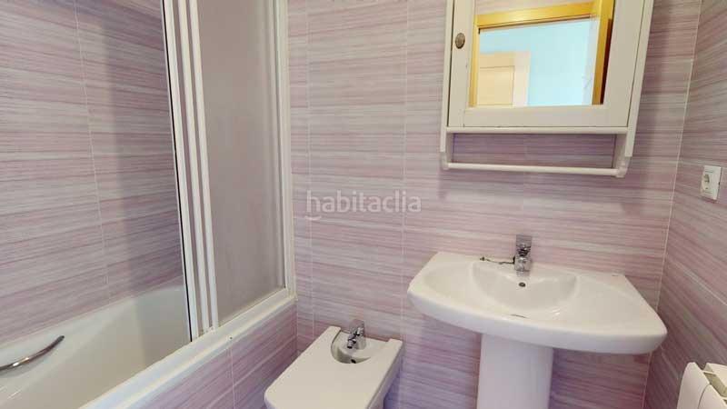 Foto b0164293-db0b-4f07-bd6a-35ed6bad77ba. Piso en Valdefierro Zaragoza