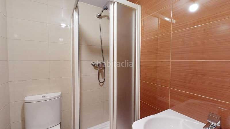 Foto f1a7c2fb-59ec-46bd-bffd-a66ace1a59eb. Piso en Valdefierro Zaragoza