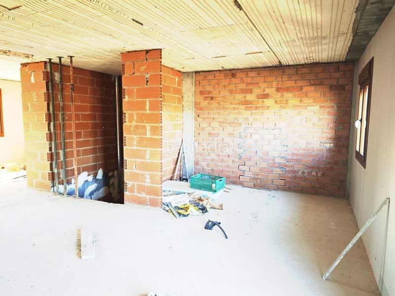 Foto 20dc4045-f2dc-4181-89bf-f4f728f7204f. Casa a schiera in calle teruel 6 in Ariza