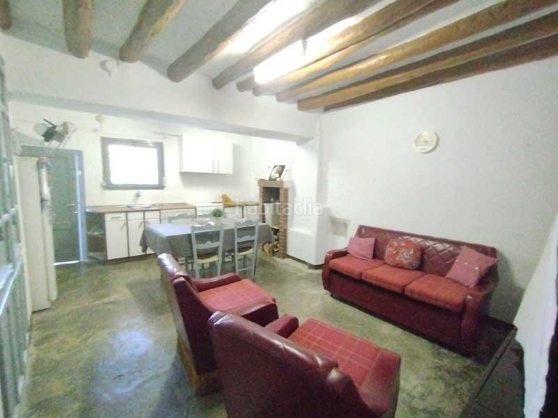 Foto c081b0aa-5f2a-4ff8-8532-72b44a04f22c. Casa en Azaila
