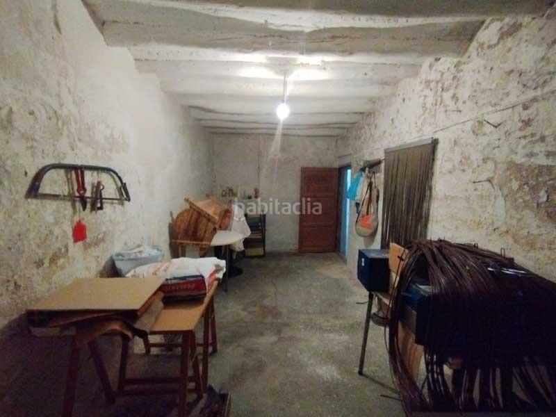 Foto c1f6b9eb-7ce6-486e-89f5-ac65f8c4de28. Casa en Azaila