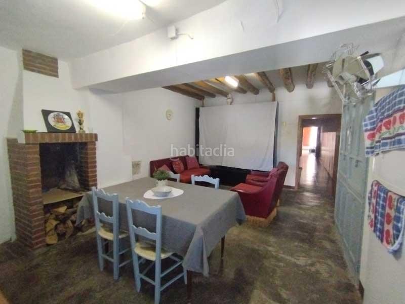 Foto e6886baa-58de-49f5-9102-d23111ab6f58. Casa en Azaila