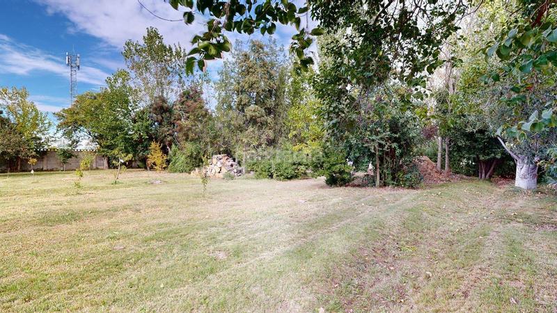 Foto 24ec089e-09ad-416a-a4e7-0e8627a736a8. Chalet con piscina in Garrapinillos Zaragoza