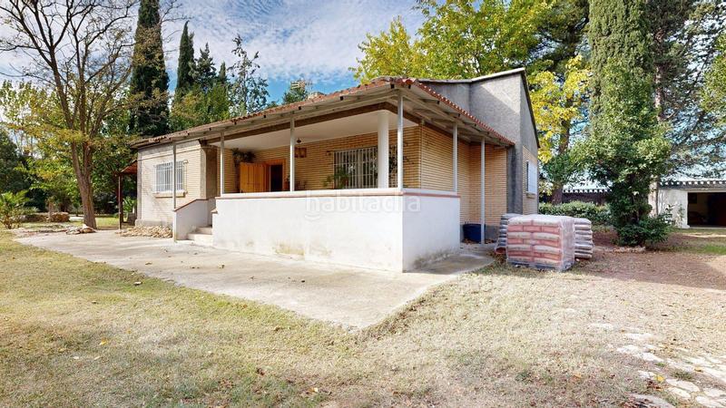 Foto 5851b1d4-36ce-4ea5-bd51-17a4d567c8f5. Chalet en Garrapinillos Zaragoza