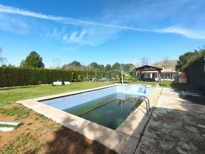 Foto ae6aac78-c34d-499e-9f73-54a60f66e276. Casa amb piscina a Muel