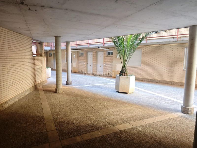 Foto faa43bf6-4e0f-40f4-b7e9-582547d32e02. Pis amb calefacció aparcament a Cuarte de Huerva