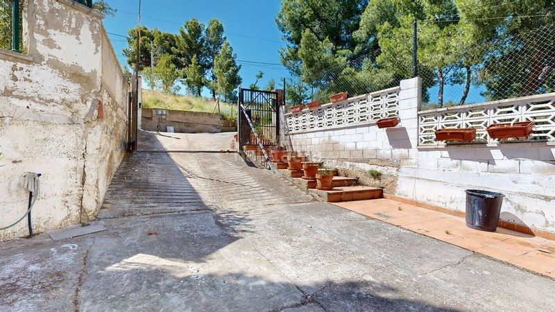 Foto 0673a0e7-71e9-4e20-8041-907956d23705. Haus mit parking pool in Cuarte de Huerva