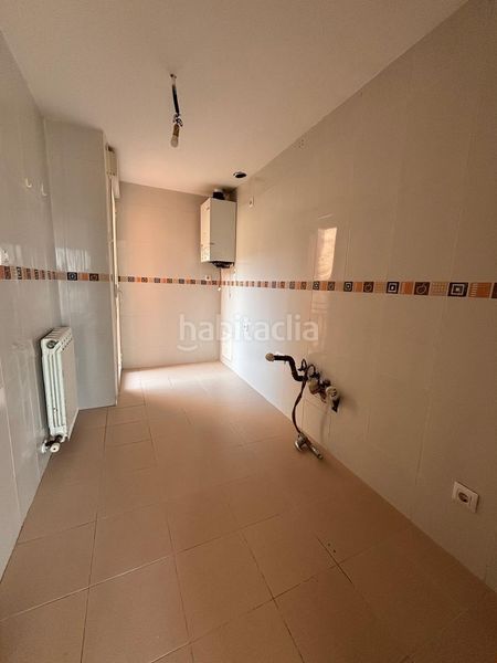 Foto 19ad56d4-0fce-4b7f-a5b4-65207553c0c0. Pis amb aparcament a Fuentes de Ebro