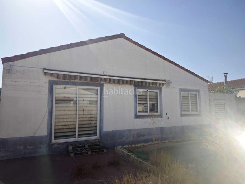 Foto d922656d-4c3c-48f6-a936-b4257c160135. Chalet avec piscine dans Pinseque