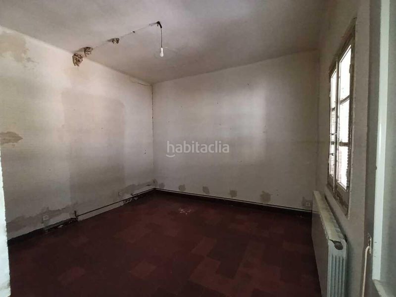 Foto 19ca1444-9b35-41d6-9947-f496f7f52fed. Casa amb calefacció aparcament a Belchite