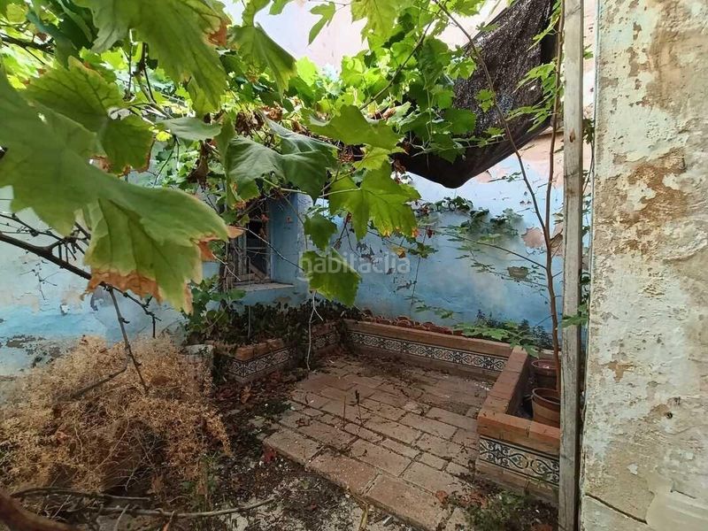 Foto 2998d431-692a-4cc4-8034-46916fb64253. Casa amb calefacció aparcament a Belchite
