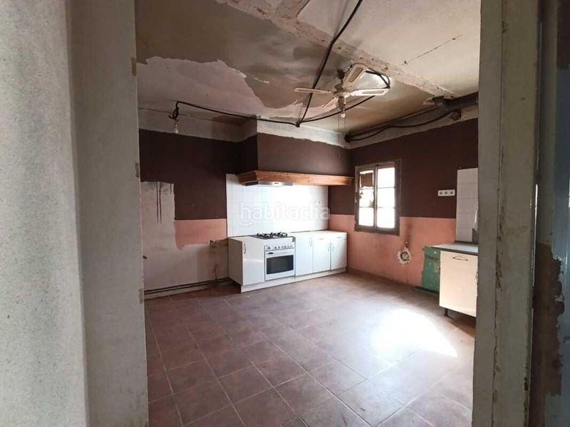 Foto b21c69ba-e089-48c0-8f5e-9e136b03cf2f. Casa amb calefacció aparcament a Belchite