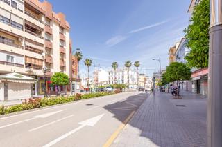 Maison à Capuchinos - Los Olivos. Casa en venta en vélezmálaga